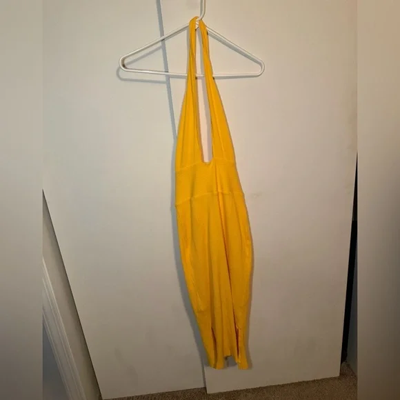 NWT Revolve Callahan Knitwear Keyhole Mimi Midi Dress in Mango Size XS. - Picture 3 of 7